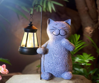 Fohil Solar Cat Outdoor Statues for Garden, Cat Solar Powered Light Garden for Patio Yard Balcony Outdoor Home Decor, Unique Housewarming Birthday Garden Gifts for Mom Women Grandma